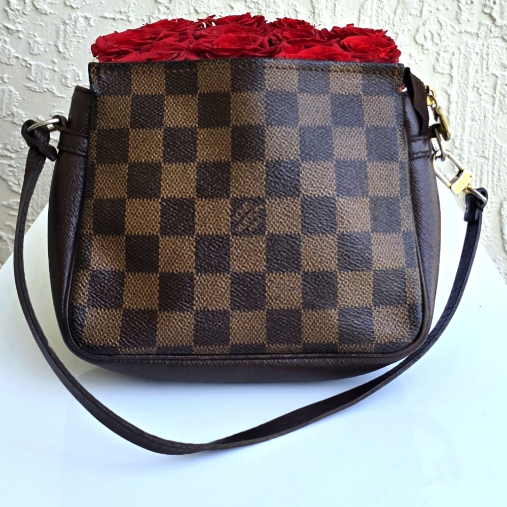 LOUIS VUITTON Damier Ebene Trousse Make Up Bag Pochette